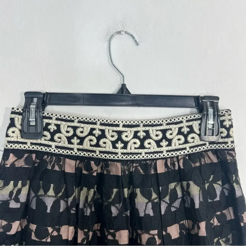 Anthropologie Floreat Charente Lace Overlay Skirt Size 2